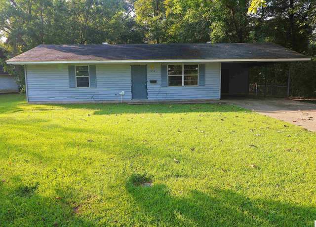 Property at 3404 Grammont St, Monroe, LA 71203, 2 beds, 1 bath