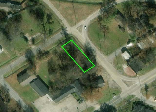 Property at 910 Louise Anne Ave, Monroe, LA 71201
