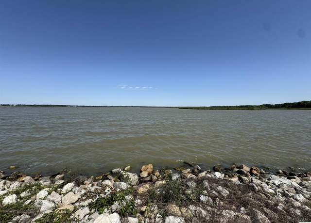 Property at 120 Choctaw Trl, Delhi, LA 71232