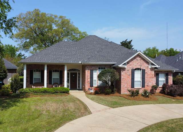 Property at 142 Kate Cir, West Monroe, LA 71291, 3 beds, 2 baths