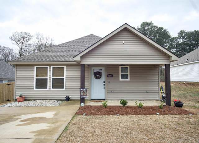 Property at 606 Nichols Pl, West Monroe, LA 71291, 3 beds, 2 baths