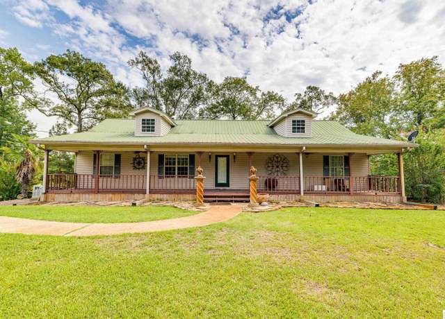 Property at 215 Mouth Of Cypress Rd, West Monroe, LA 71292, 3 beds, 3 baths