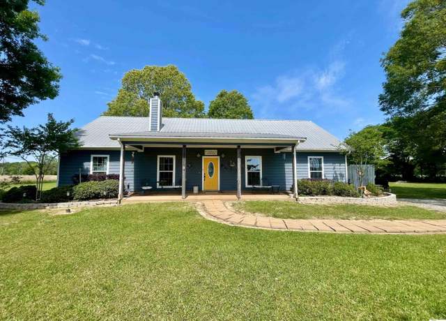 Property at 914 Highway 135, Rayville, LA 71269, 3 beds, 2 baths