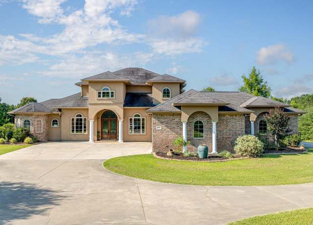 Property at 379 Dr Davis Rd, Calhoun, LA 71225, 3 beds, 3 baths