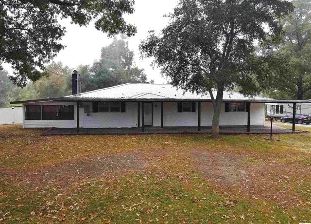 Property at 2778 Walker Rd, Jonesboro, LA 71251, 3 beds, 2 baths