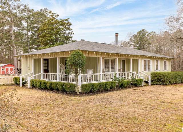 Property at 226 Crain Rd, Columbia, LA 71418, 3 beds, 2 baths