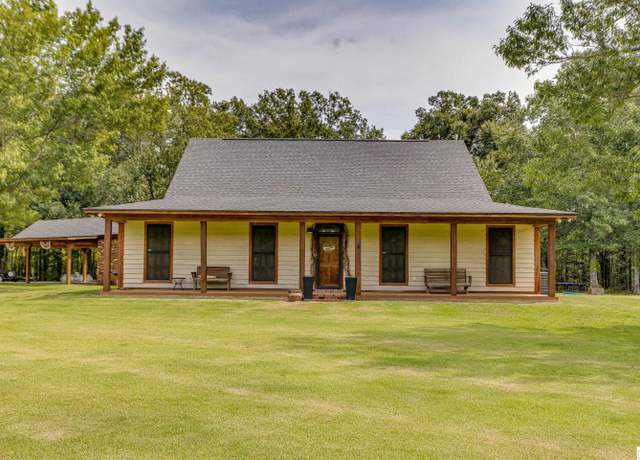 Property at 1848 Merritt Rd, Oak Grove, LA 71263, 3 beds, 2 baths