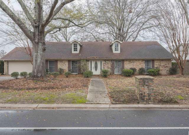 Property at 3203 Cuba Blvd, Monroe, LA 71201, 5 beds, 3 baths