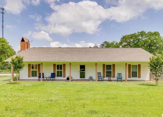 Property at 244 Springhill Rd, Monroe, LA 71203, 3 beds, 2 baths