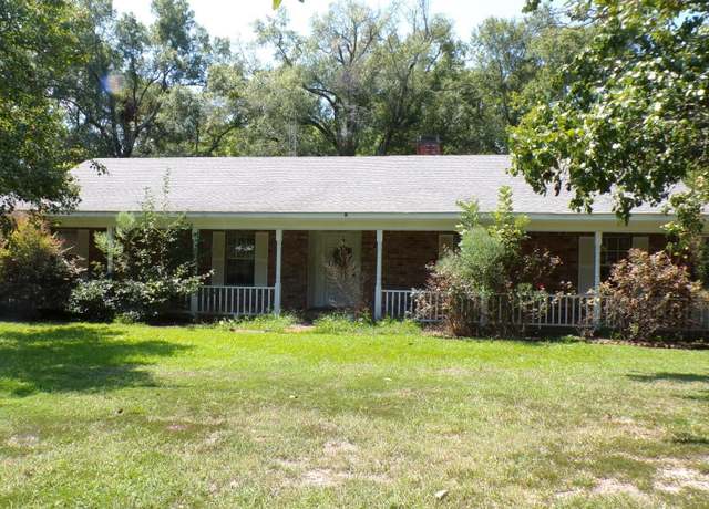 Property at 834 Highway 583, Rayville, LA 71269, 3 beds, 2 baths