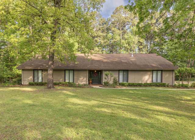 Property at 147 Blue Ridge Ln, Ruston, LA 71270, 4 beds, 3 baths
