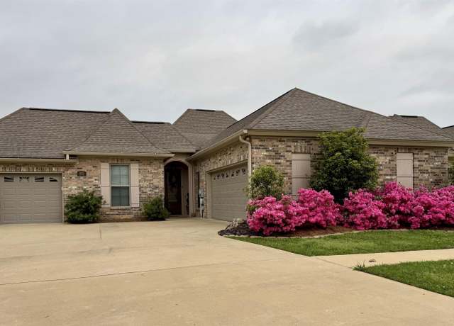 Property at 885 Hicks St, West Monroe, LA 71291, 2 beds, 3 baths