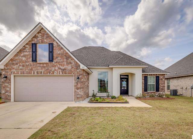 Property at 107 Fairhope Dr, Sterlington, LA 71280, 3 beds, 2 baths