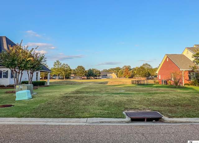 Property at 118 Maison Dr, Monroe, LA 71203
