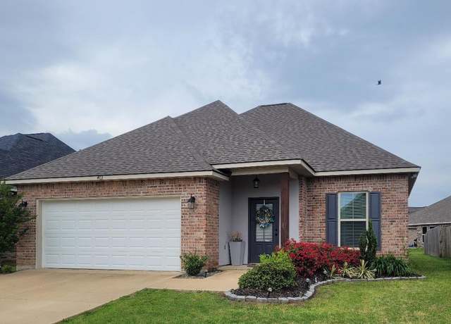 Property at 403 Bishop Rd, Monroe, LA 71203, 3 beds, 2 baths