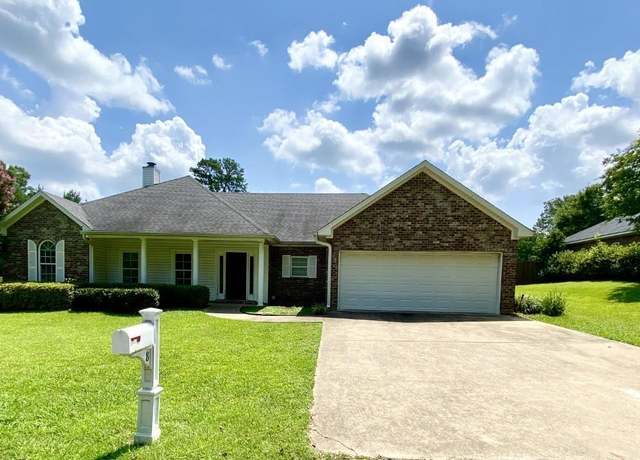 Property at 8 Sebron Ln, West Monroe, LA 71291, 3 beds, 2 baths