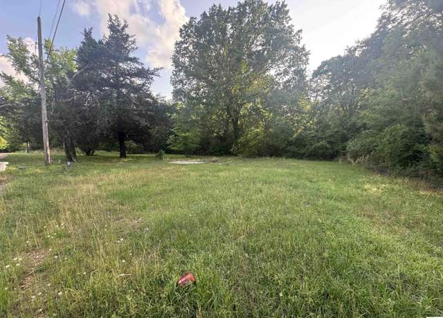 Property at 222 Dayton Ave, Jonesboro, LA 71251