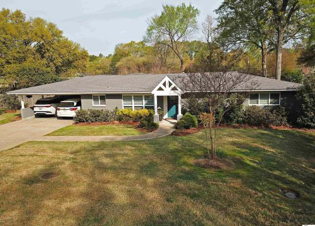 Property at 1907 John Cir, Monroe, LA 71201, 3 beds, 2 baths