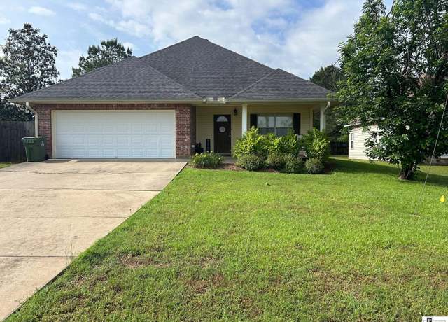 Property at 2111 W Kentucky Ave, Ruston, LA 71270, 3 beds, 2 baths