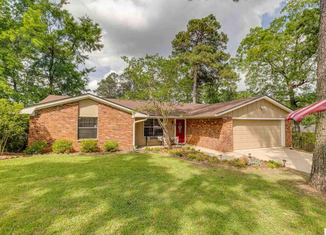 Property at 102 Osage Cir, West Monroe, LA 71291, 4 beds, 2 baths