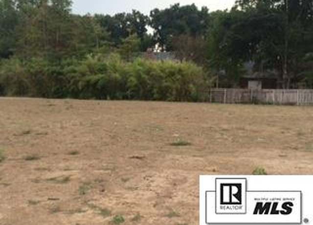 Property at 2712 Carondelet Ln, Monroe, LA 71201