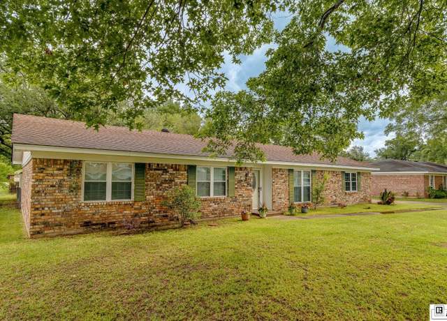 Property at 33 Fair Oaks Dr, Monroe, LA 71203, 3 beds, 2 baths