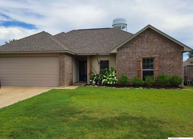 Property at 1401 Good Hope Cir, West Monroe, LA 71291, 3 beds, 2 baths