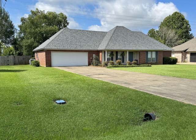 Property at 606 Guthrie Rd, Sterlington, LA 71280, 4 beds, 3 baths