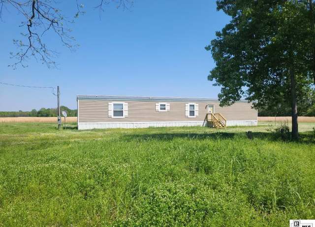 Property at 311 Jinks Rd, Columbia, LA 71418, 3 beds, 2 baths