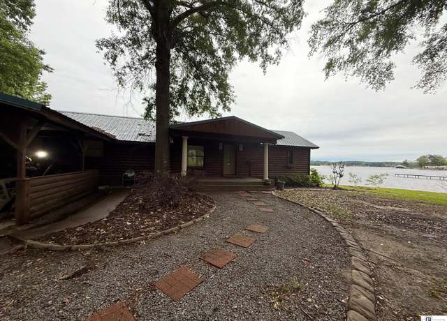 Property at 242 Hogan Subdivision Rd, Jonesboro, LA 71251, 2 beds, 2 baths