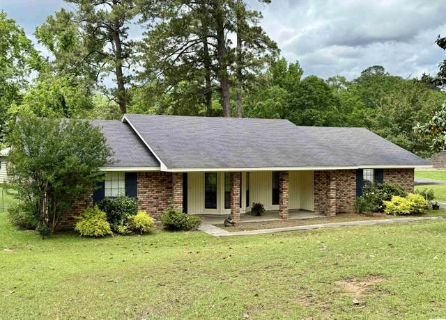 Property at 104 Delane Dr, West Monroe, LA 71291, 3 beds, 2 baths