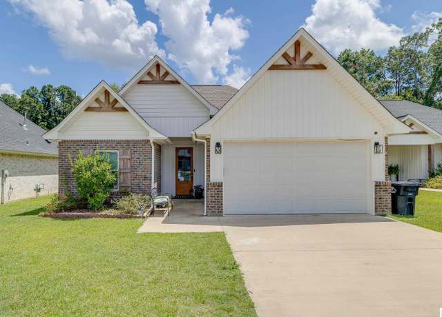 Property at 103 Piney Cv, West Monroe, LA 71291, 3 beds, 2 baths