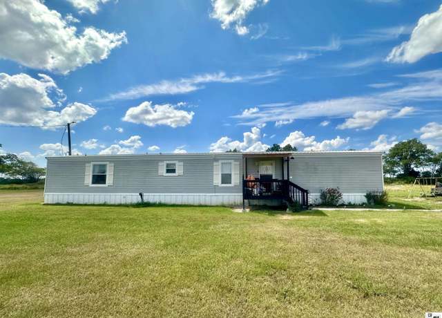 Property at 156 Hibbs Ln, Winnsboro, LA 71295, 3 beds, 2 baths