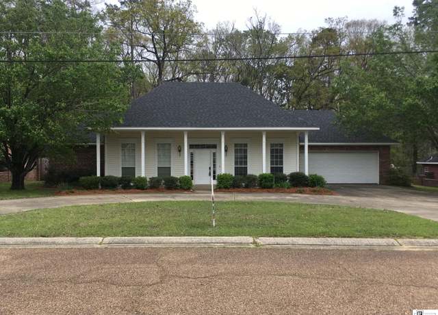 Property at 114 Landreaux Dr, West Monroe, LA 71291, 3 beds, 2 baths