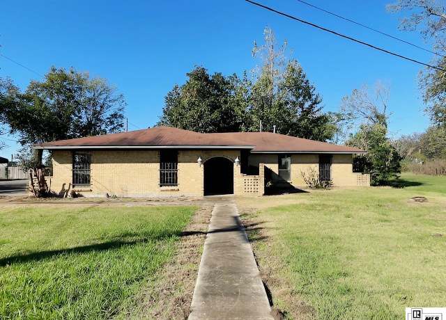 Property at 37 Artaud St, Lake Providence, LA 71254, 3 beds, 2 baths