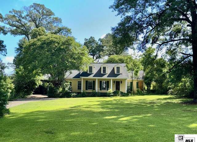 Property at 1412 Country Club Rd, Bastrop, LA 71220, 3 beds, 2 baths