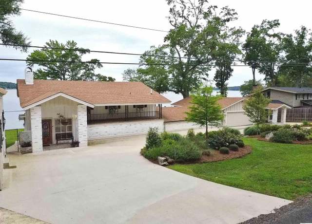 Property at 284 Wildwood Dr, Farmerville, LA 71241, 5 beds, 4 baths