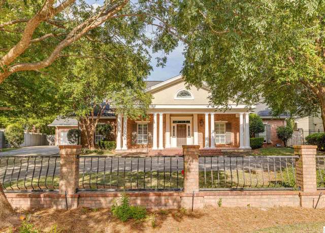 Property at 3408 W Deborah Dr, Monroe, LA 71201, 4 beds, 4.5 baths