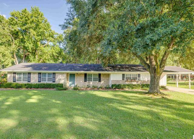 Property at 167 Saterfiel Rd, Sterlington, LA 71280, 3 beds, 2 baths