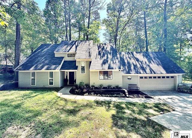 Property at 205 Comanche Trl, West Monroe, LA 71291, 4 beds, 2.5 baths