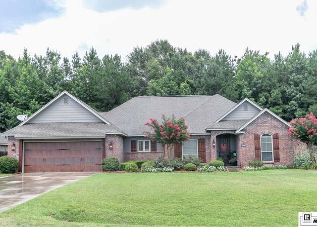 Property at 3202 Canal St, Ruston, LA 71270, 3 beds, 2 baths