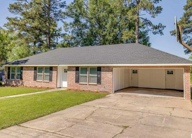 Property at 21 Audubon Ave, Monroe, LA 71203, 3 beds, 2 baths