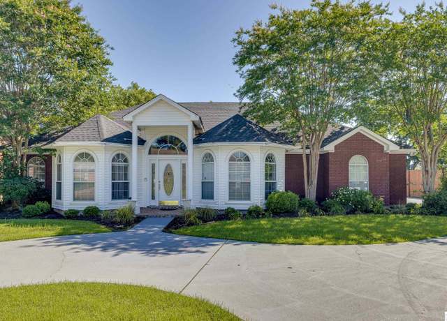 Property at 2829 W Deborah Dr, Monroe, LA 71201, 3 beds, 2.5 baths