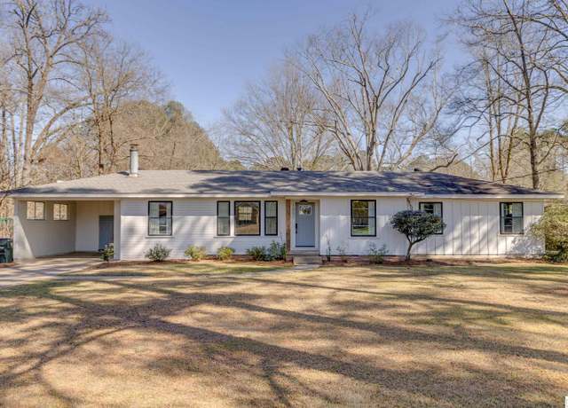Property at 1002 Hicks St, West Monroe, LA 71291, 3 beds, 2 baths
