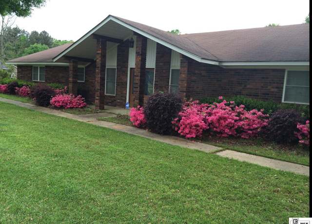 Property at 10309 Oklahoma St, Bastrop, LA 71220, 4 beds, 3 baths