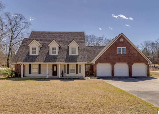 Property at 100 Emerald Dr, West Monroe, LA 71292, 3 beds, 2.5 baths
