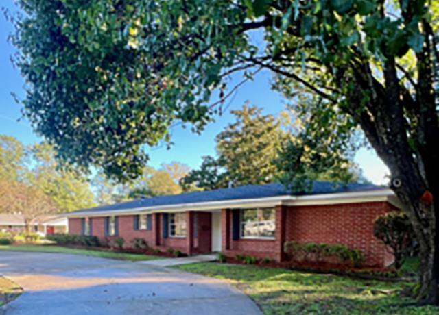 Property at 2208 Park Ave, Monroe, LA 71201, 4 beds, 2 baths