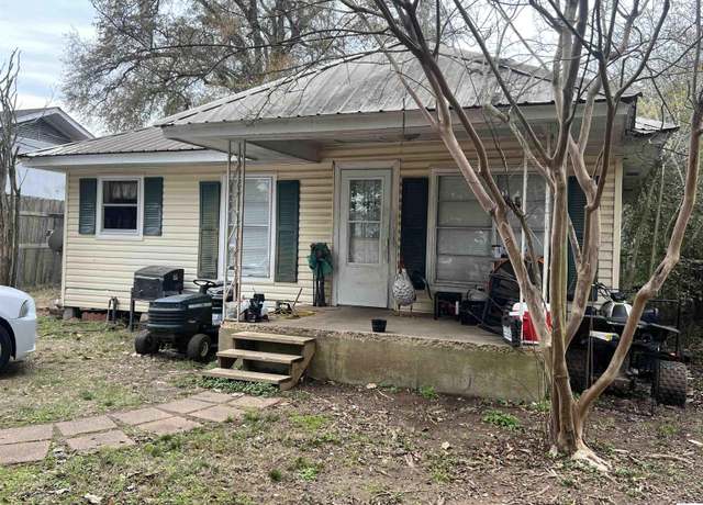 Property at 113 N Violet St, West Monroe, LA 71292, 5 beds