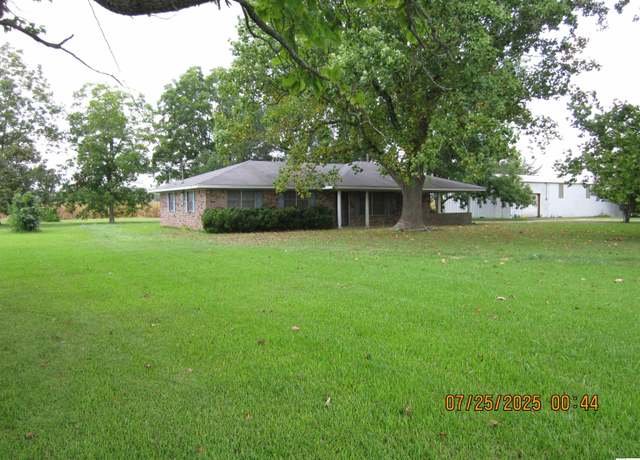 Property at 808 Highway 879, Oak Grove, AR 71663, 3 beds, 1 bath