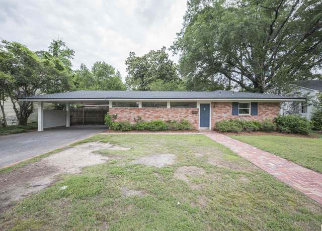 Property at 1623 Park Ave, Monroe, LA 71201, 3 beds, 2 baths
